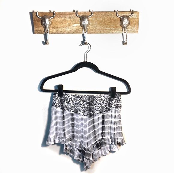 LF Pants - Boutique Brand - Tie Dye Frill Shorts